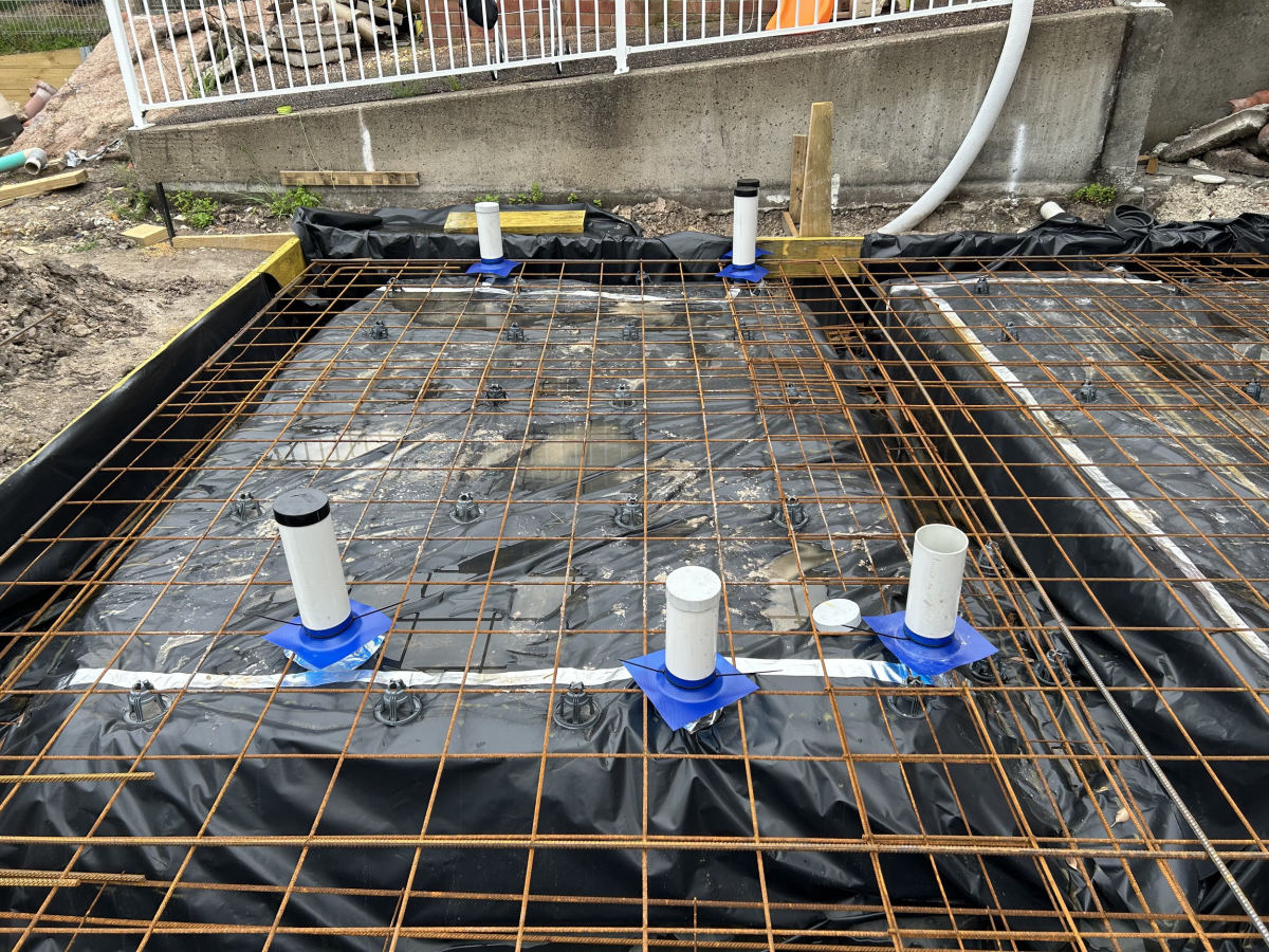 Termite bait stations